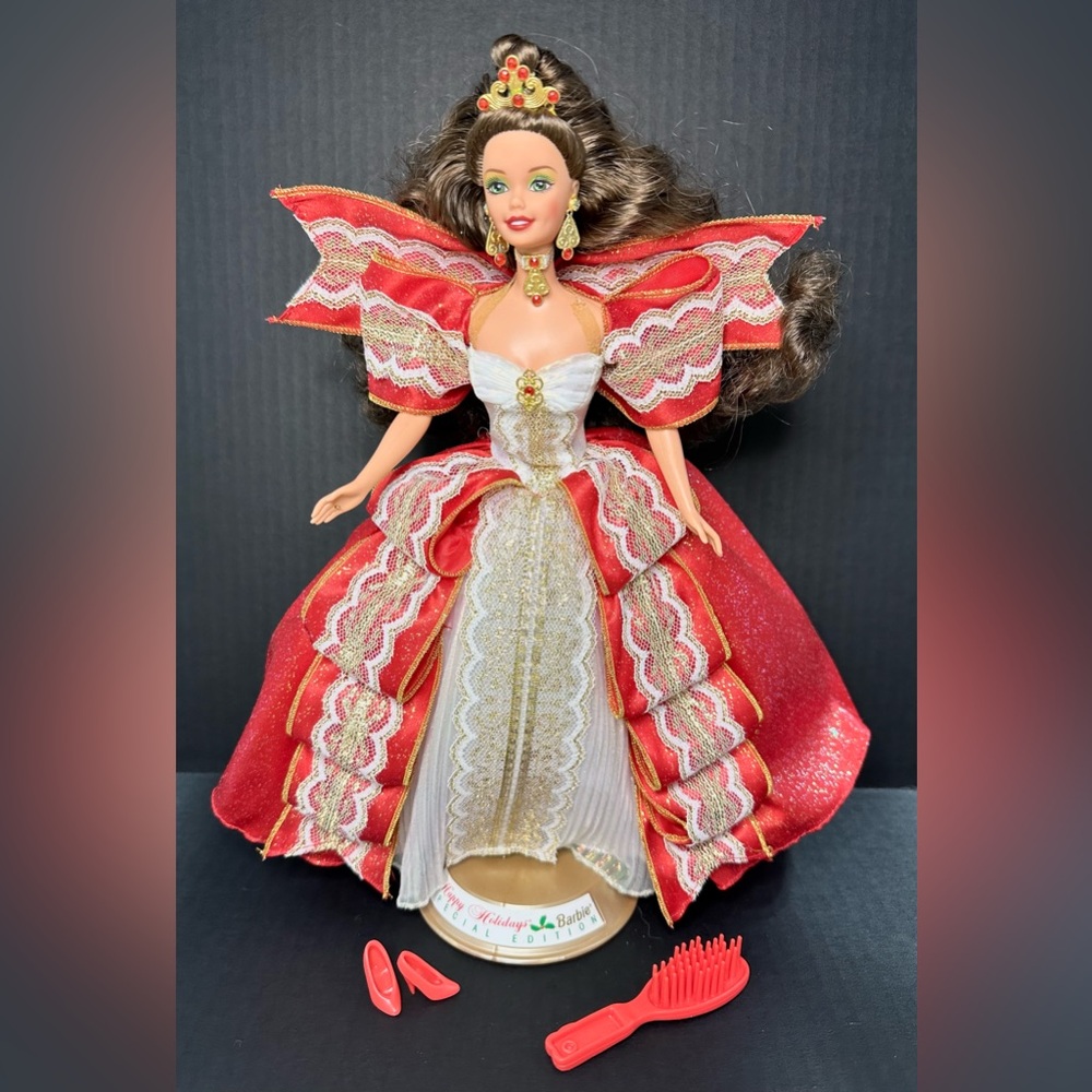 1997 Happy Holidays Barbie Special Edtion Green Eyes